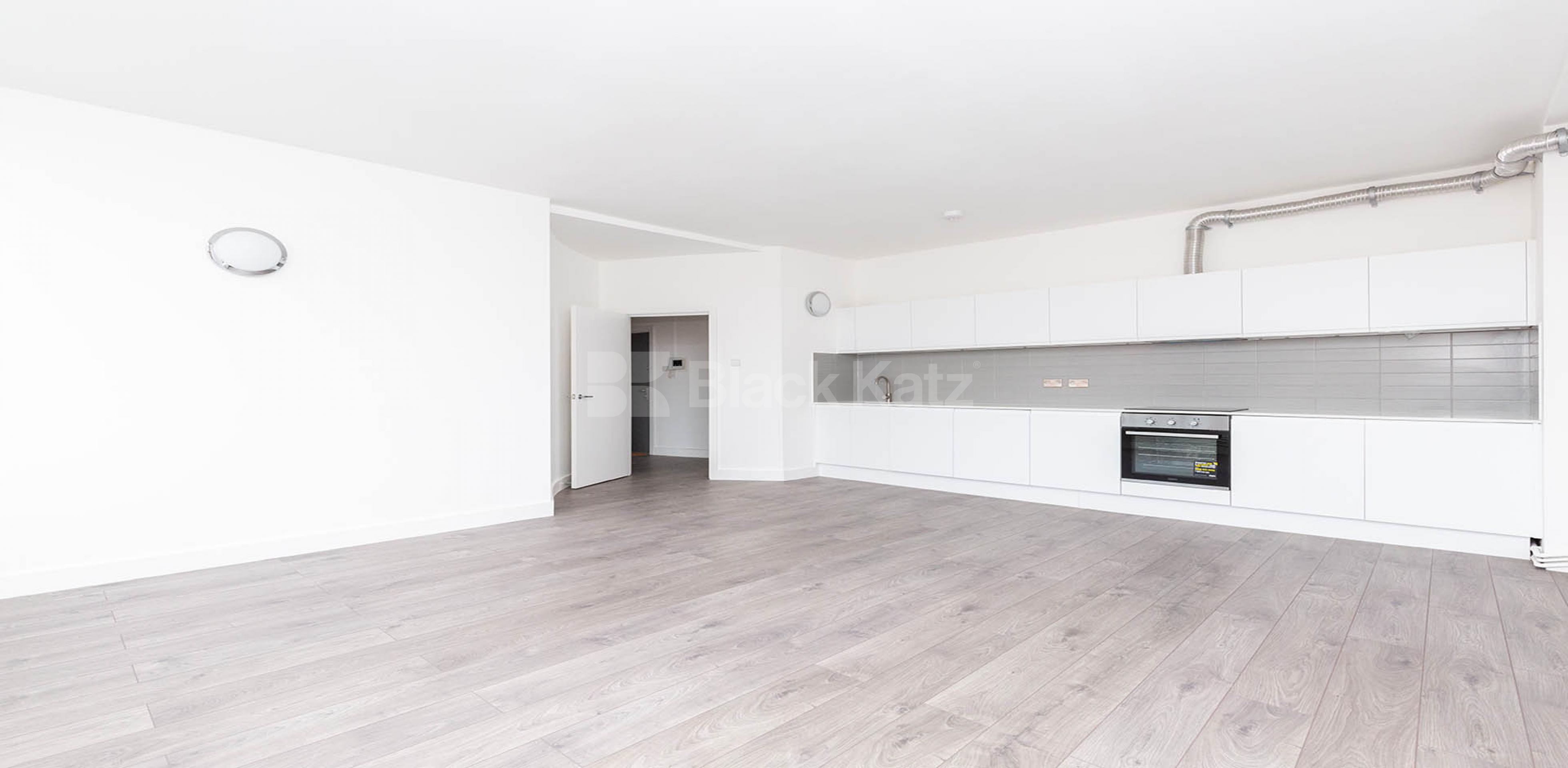 			VIRTUAL TOUR AVAILABLE!, 2 Bedroom, 1 bath, 1 reception Apartment			 SPRINGFIELD HOUSE LOFTS-TYSSEN STREET, DALSTON/HAGGERSTON E8